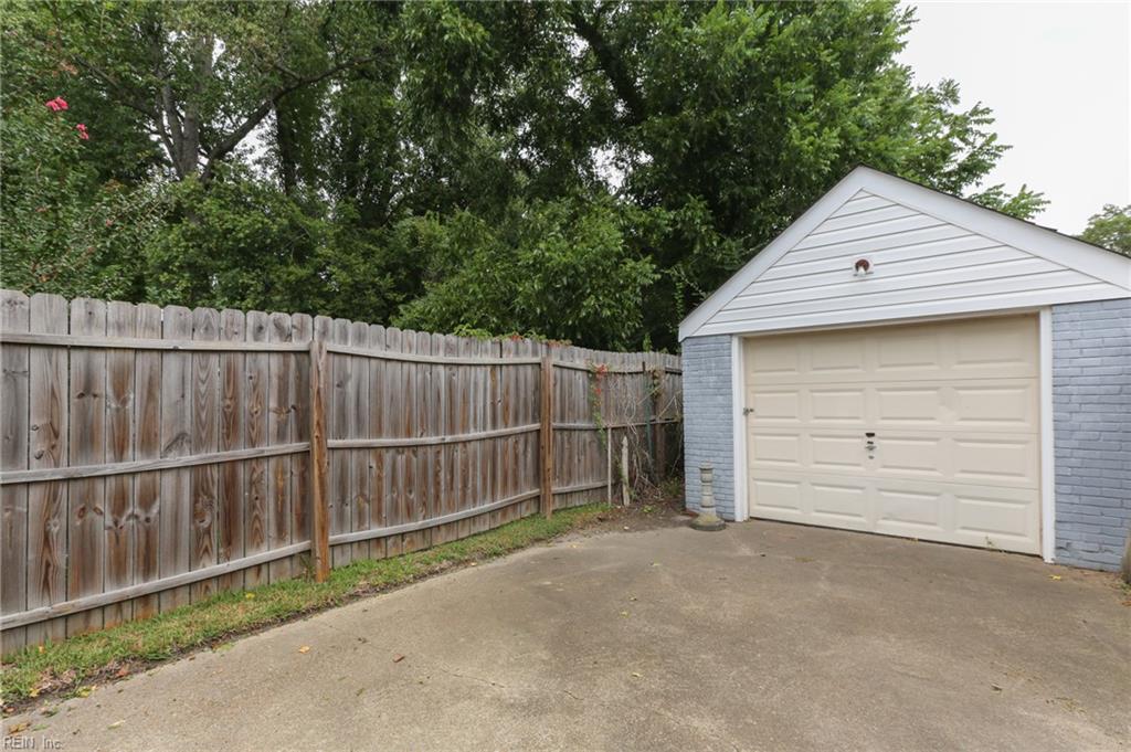 7812 Restmere Rd Property Photo 49