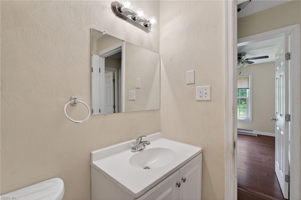 5001 Clifton St Property Photo 16