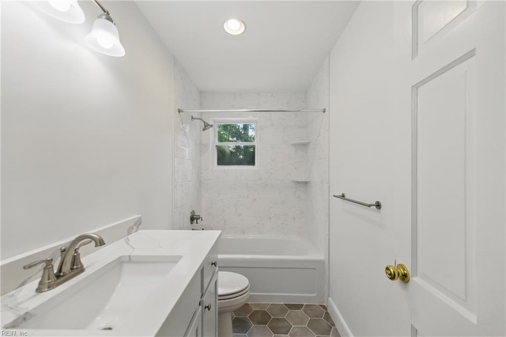 4328 Thoroughgood Dr Property Photo 16