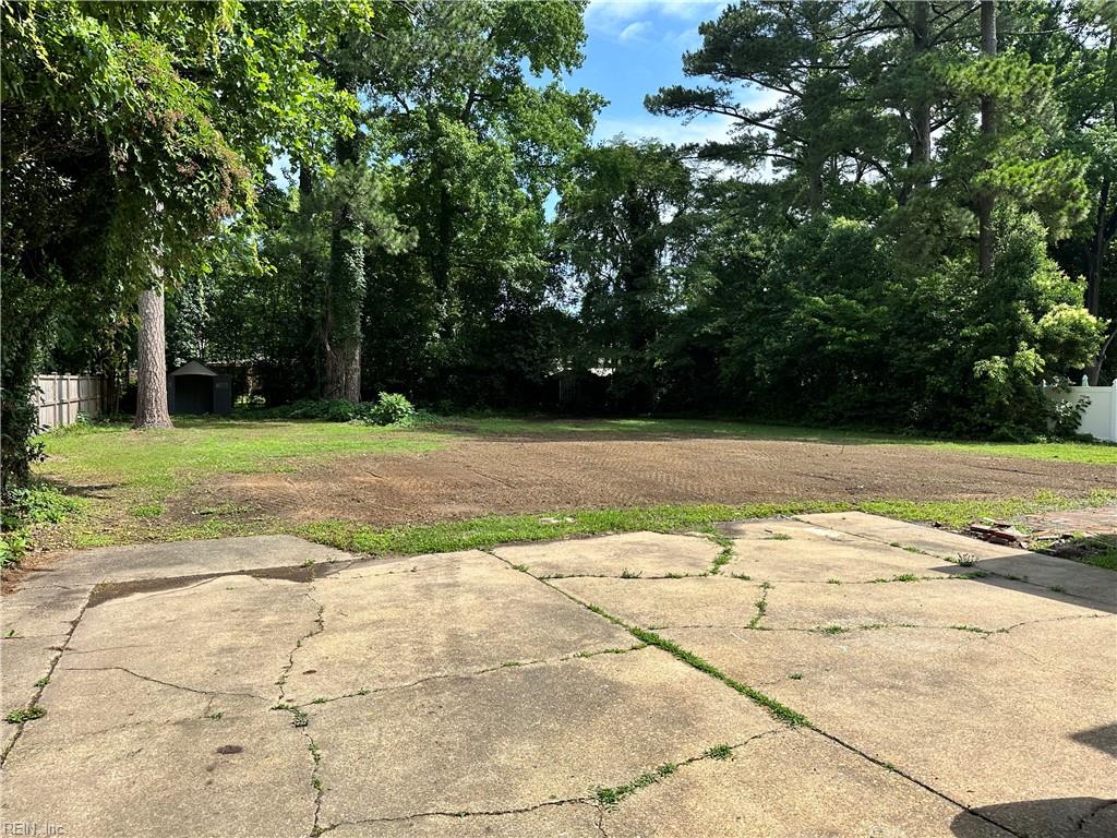 4328 Thoroughgood Dr Property Photo 39