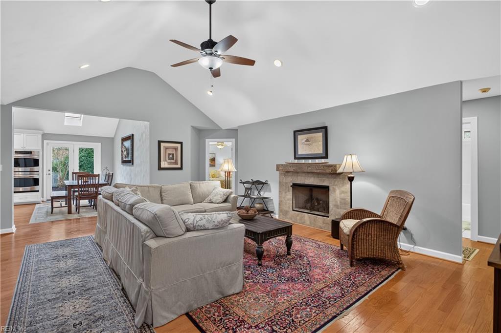 804 Brookside Arch Property Photo 14
