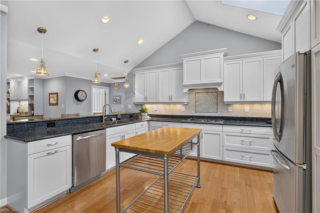 804 Brookside Arch Property Photo 20