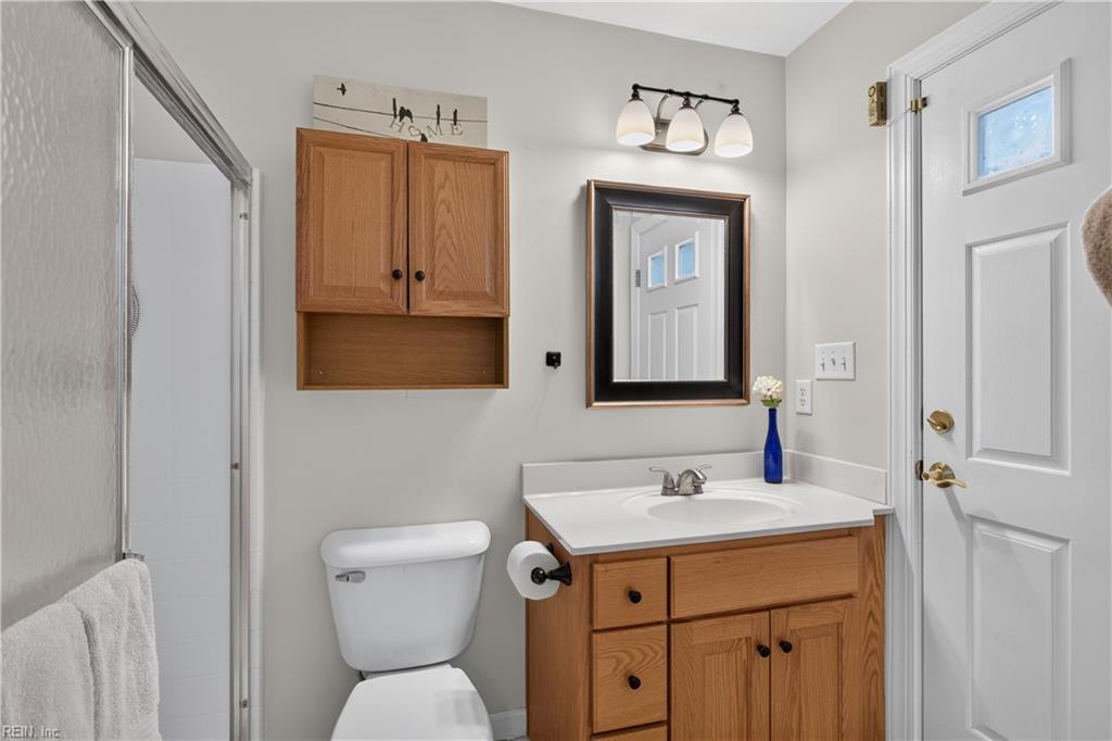804 Brookside Arch Property Photo 33