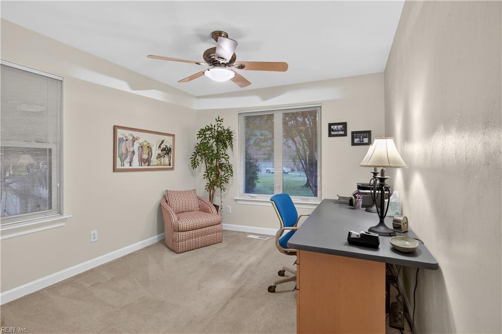 804 Brookside Arch Property Photo 34