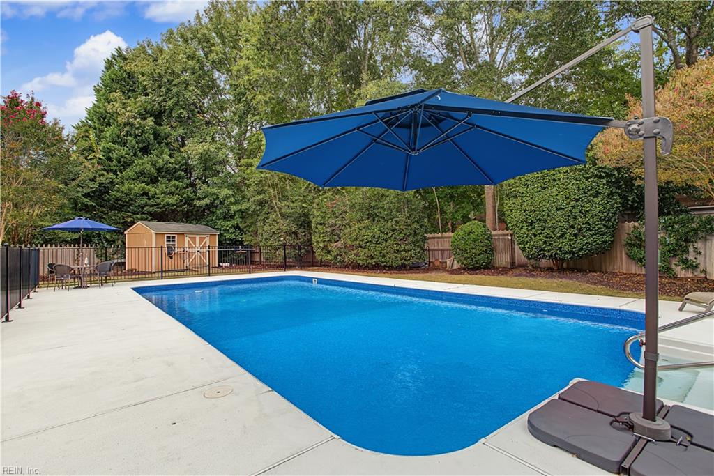 804 Brookside Arch Property Photo 43