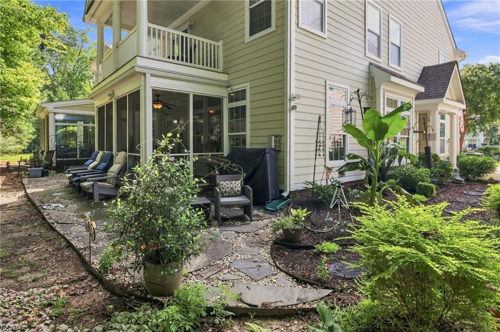 5428 Season Ln Property Photo 38