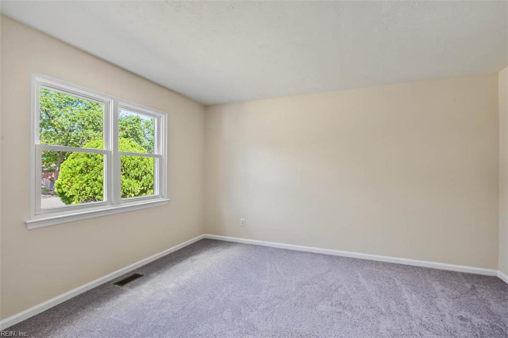 5135 Westerly Dr Property Photo 6