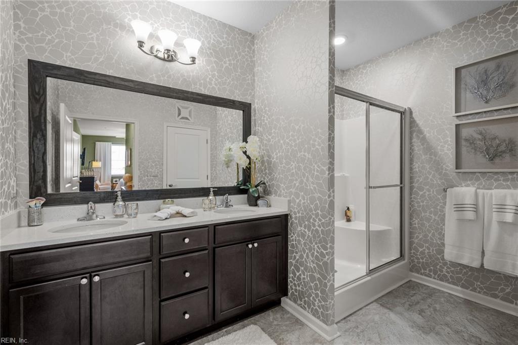 1725 Dromolin Drive #102 Property Photo 25