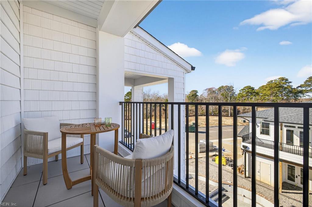 13303 Leighton Way Property Photo 10