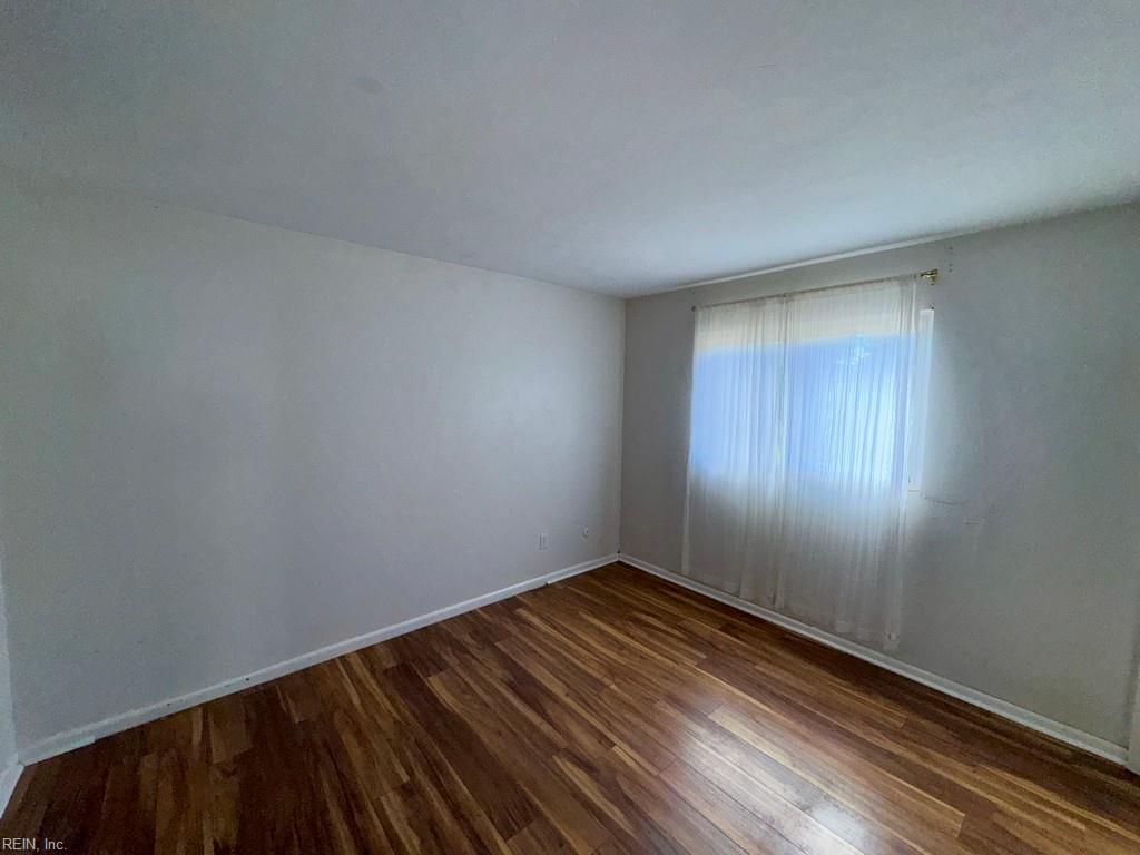 4025 Windsor Gate Pl Property Photo 11