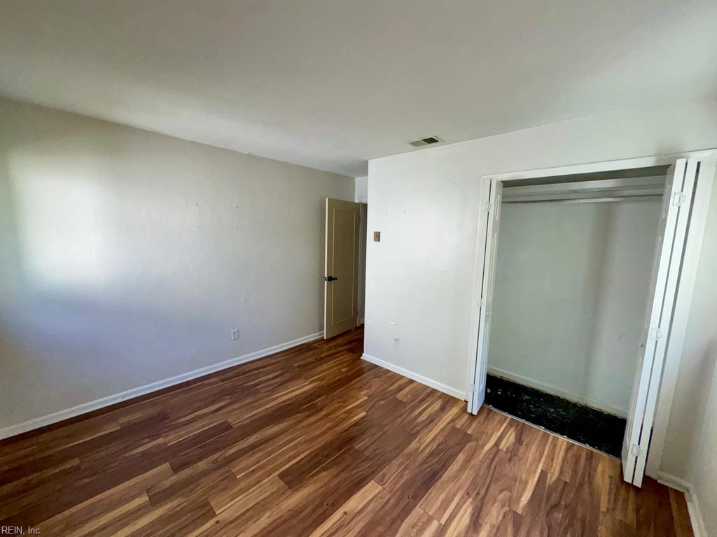4025 Windsor Gate Pl Property Photo 18