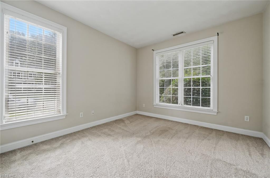 22347 Graystone Dr Property Photo 17