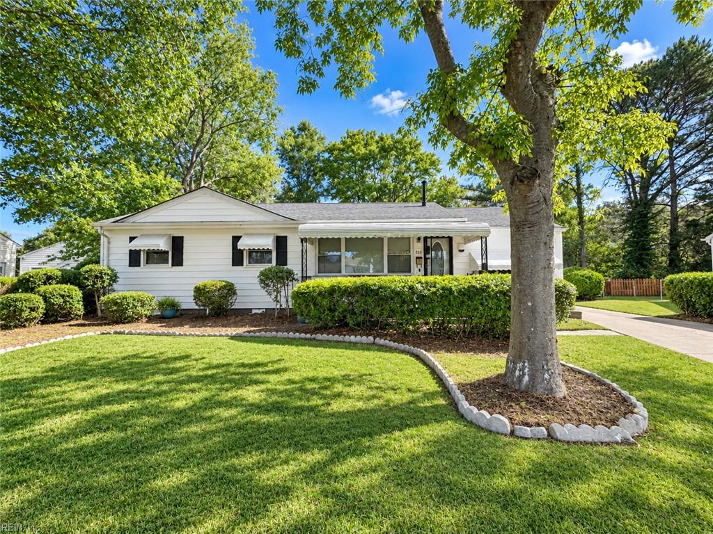 8238 Driftwood Dr Property Photo 1