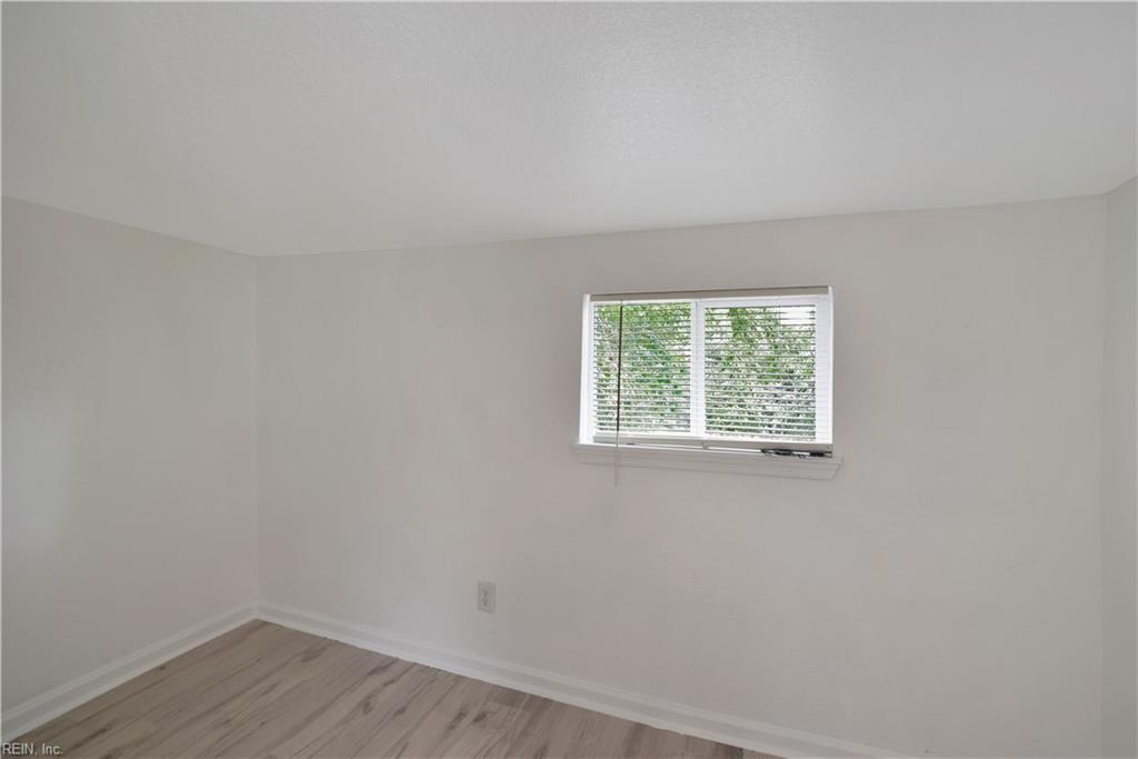 306 Wellons St Property Photo 17