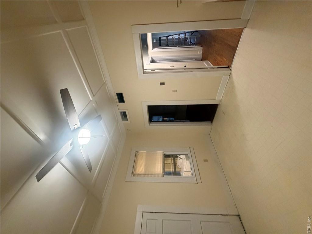1306 Boissevain Ave Property Photo 19