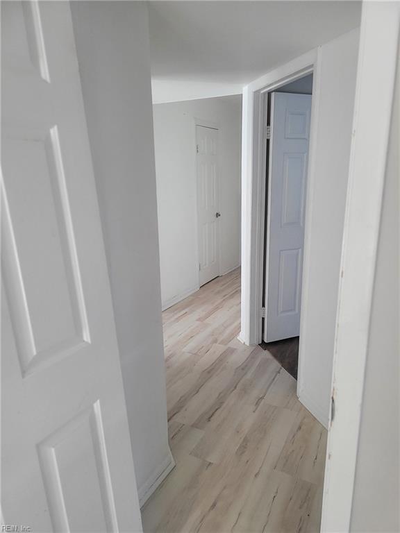 557 Barberton Dr Property Photo 15