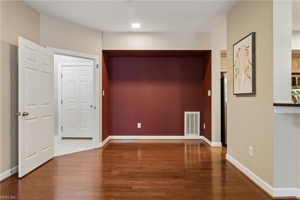 109 Ellery St Property Photo 21