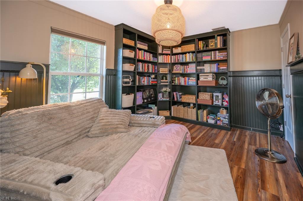 514 Norcum Cir Property Photo 17