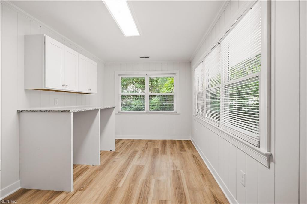 120 Selden Rd Property Photo 16