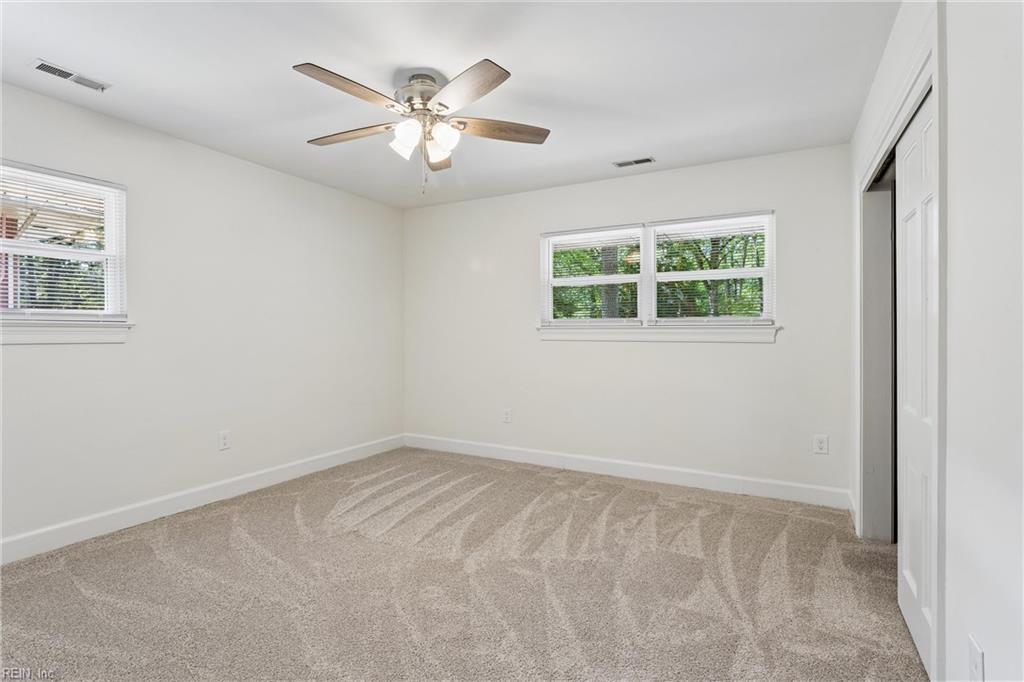 120 Selden Rd Property Photo 18