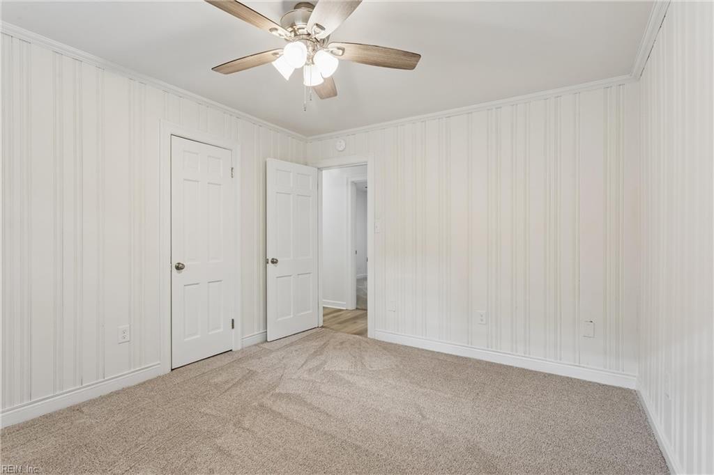 120 Selden Rd Property Photo 25