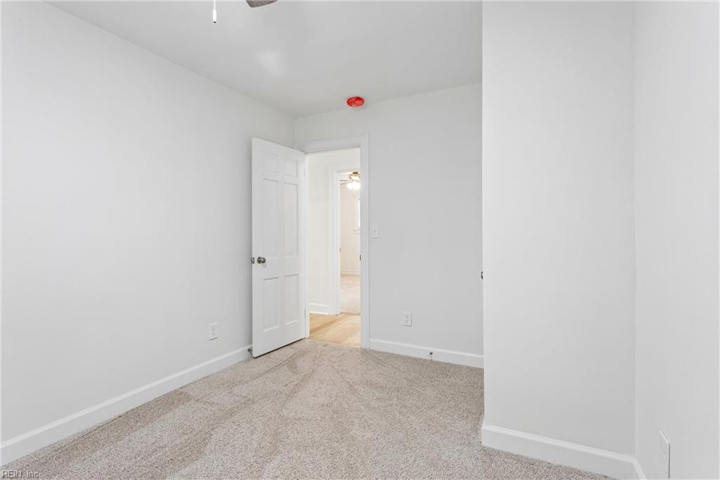 120 Selden Rd Property Photo 36