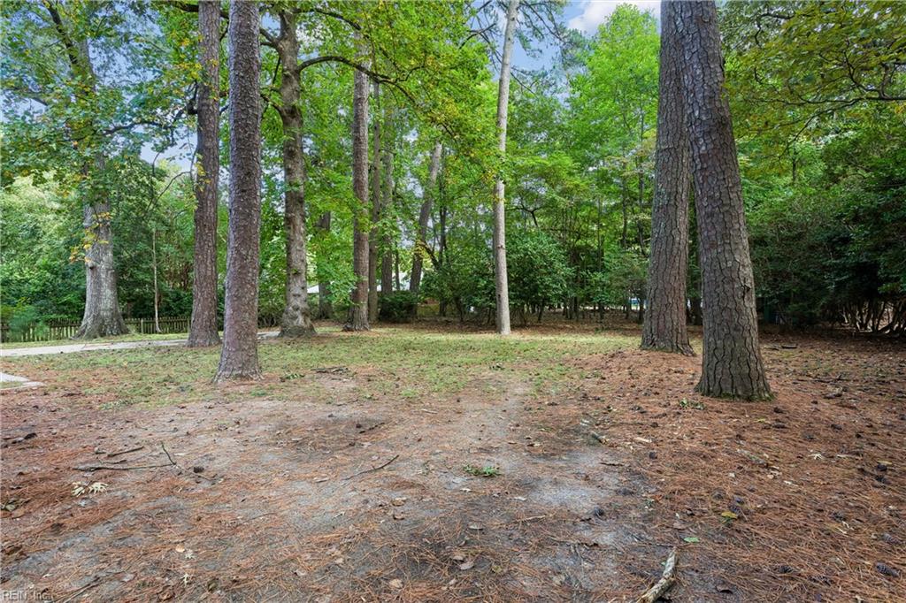 120 Selden Rd Property Photo 44