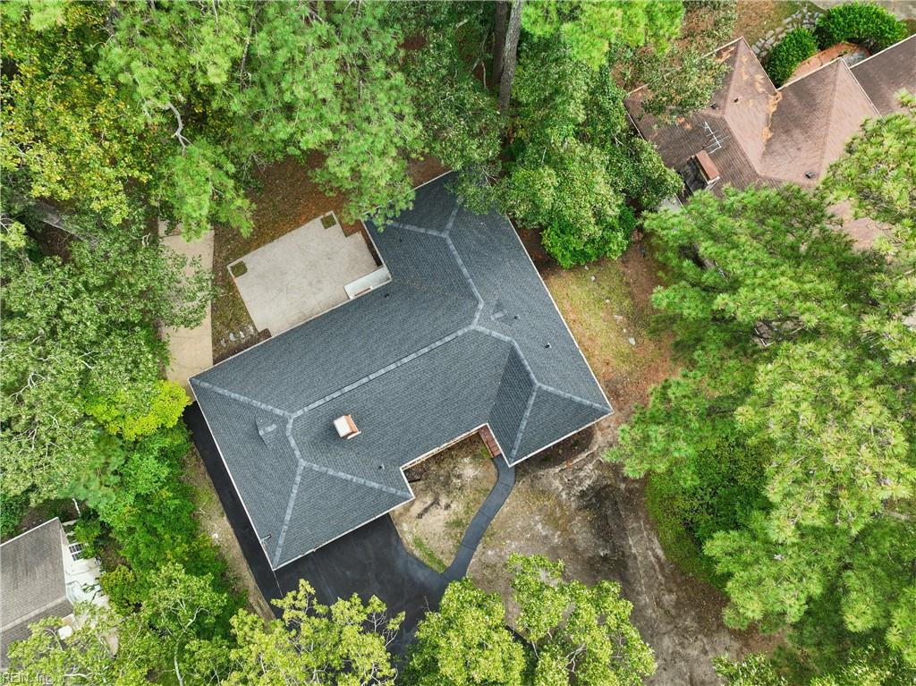 120 Selden Rd Property Photo 49