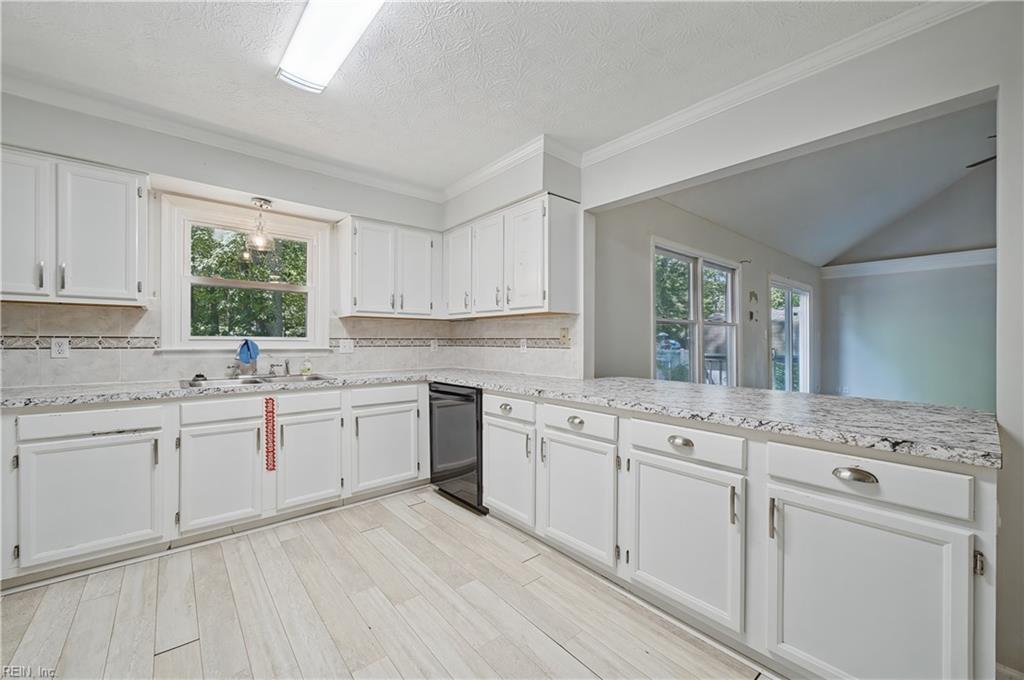 154 Smith St Property Photo 16