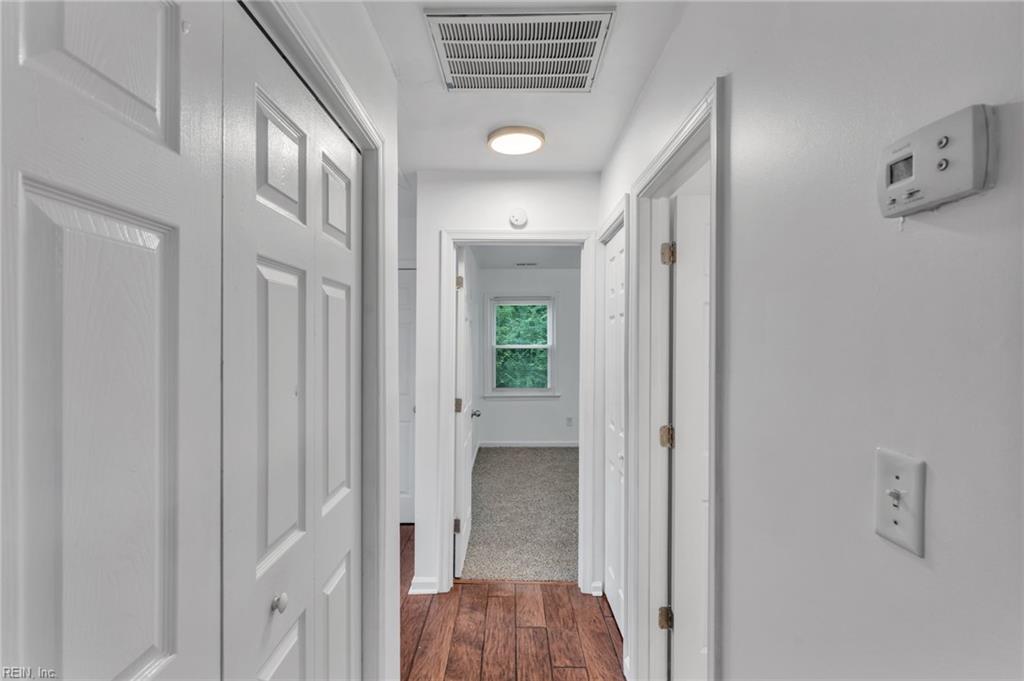 208 Locust St Property Photo 14