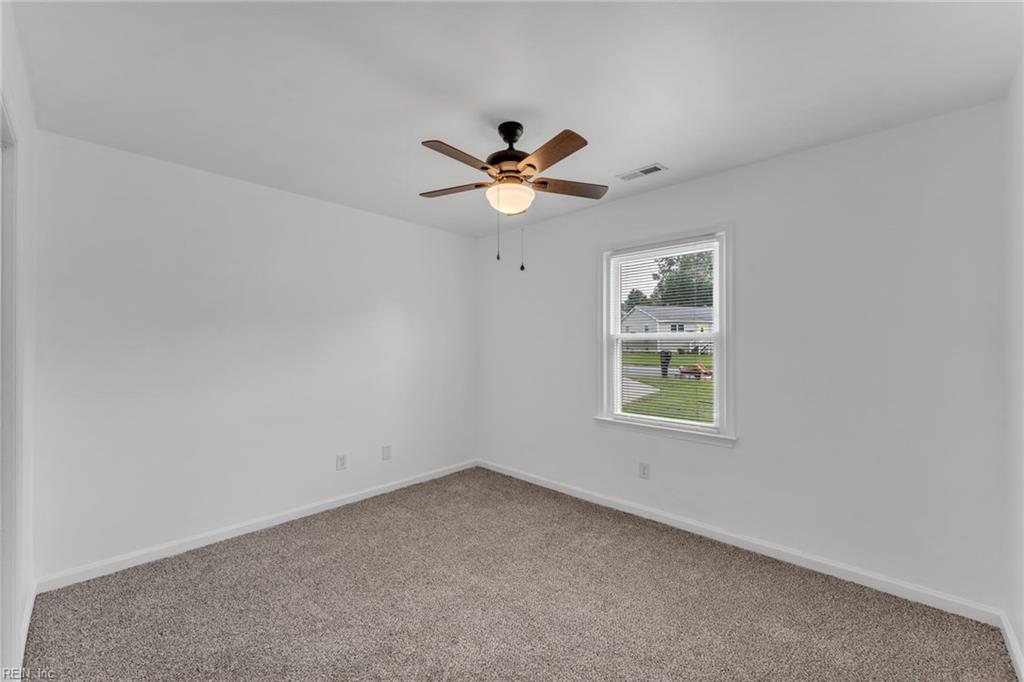 208 Locust St Property Photo 16