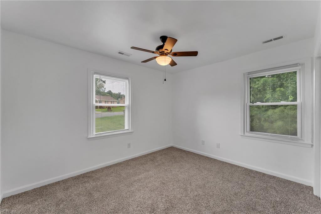 208 Locust St Property Photo 18