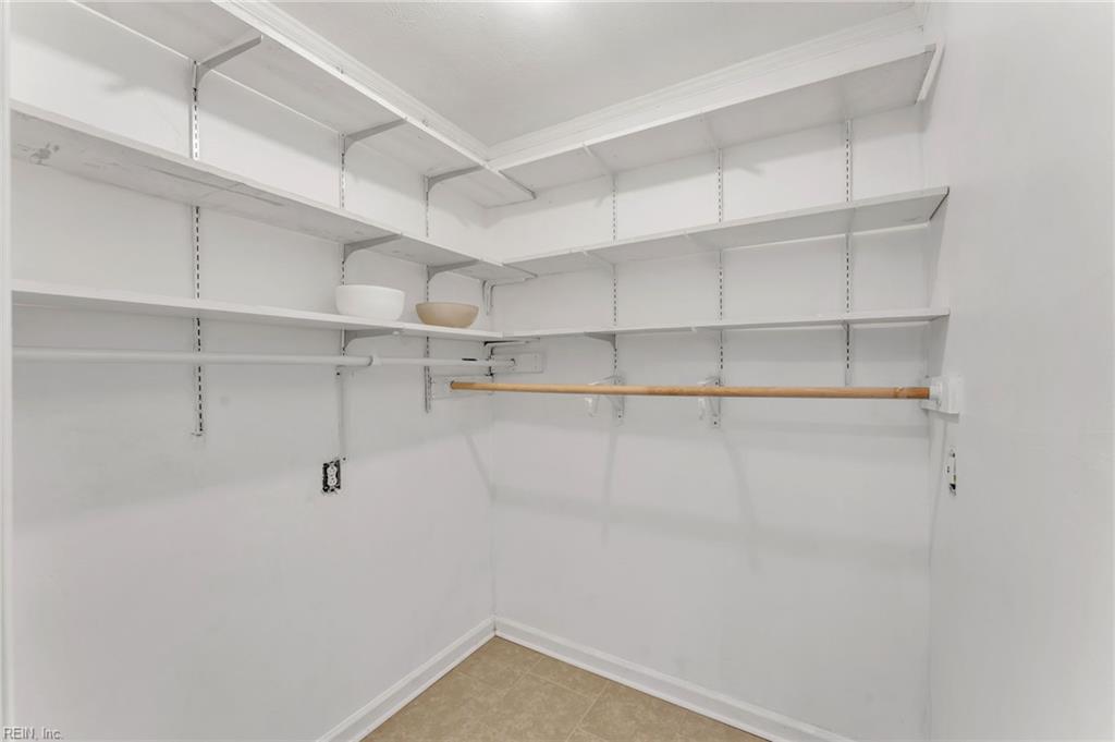 208 Locust St Property Photo 28