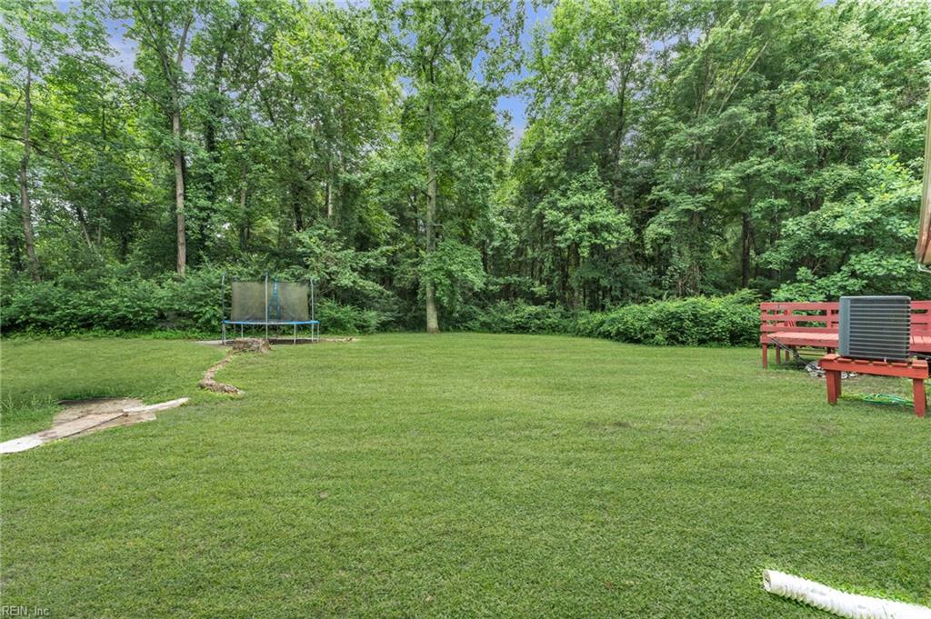208 Locust St Property Photo 33