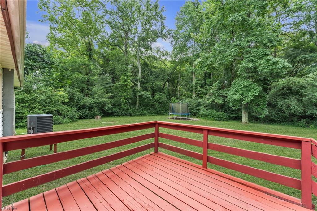 208 Locust St Property Photo 37
