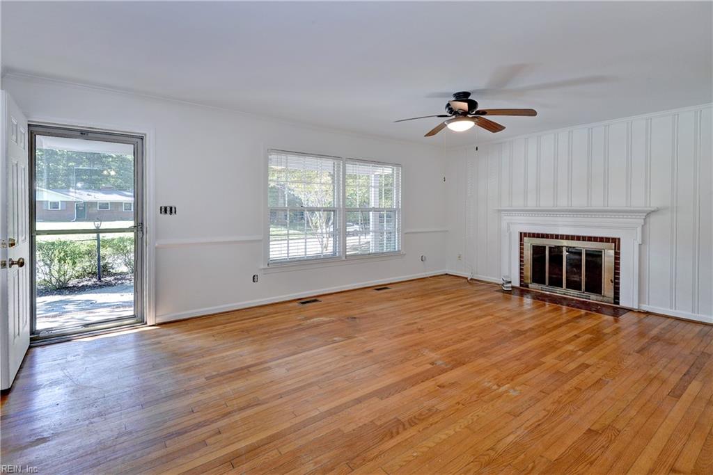 3 Bonnie Ln Property Photo 3