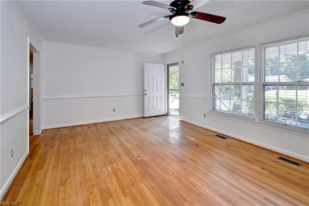 3 Bonnie Ln Property Photo 5