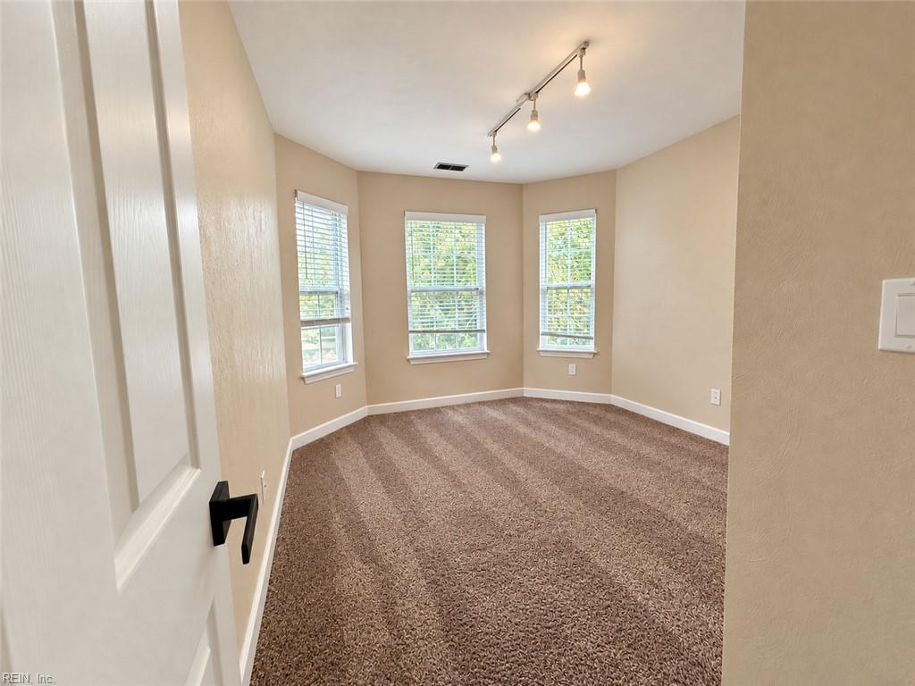 5033 Krick St Property Photo 35