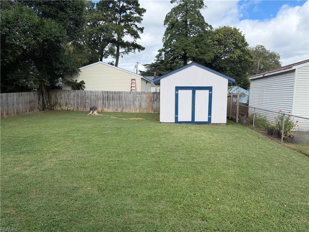 55 Bolling Rd Property Photo 11