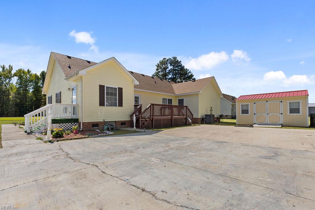 26059 Glyndon St Property Photo 32