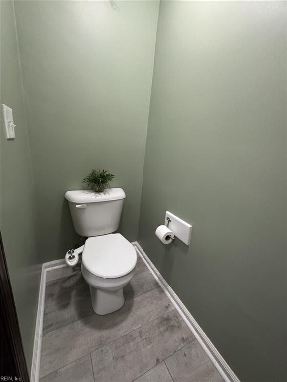 300 San Roman Dr Property Photo 13