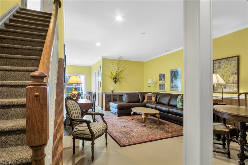 4315 Sprucemont Property Photo 41