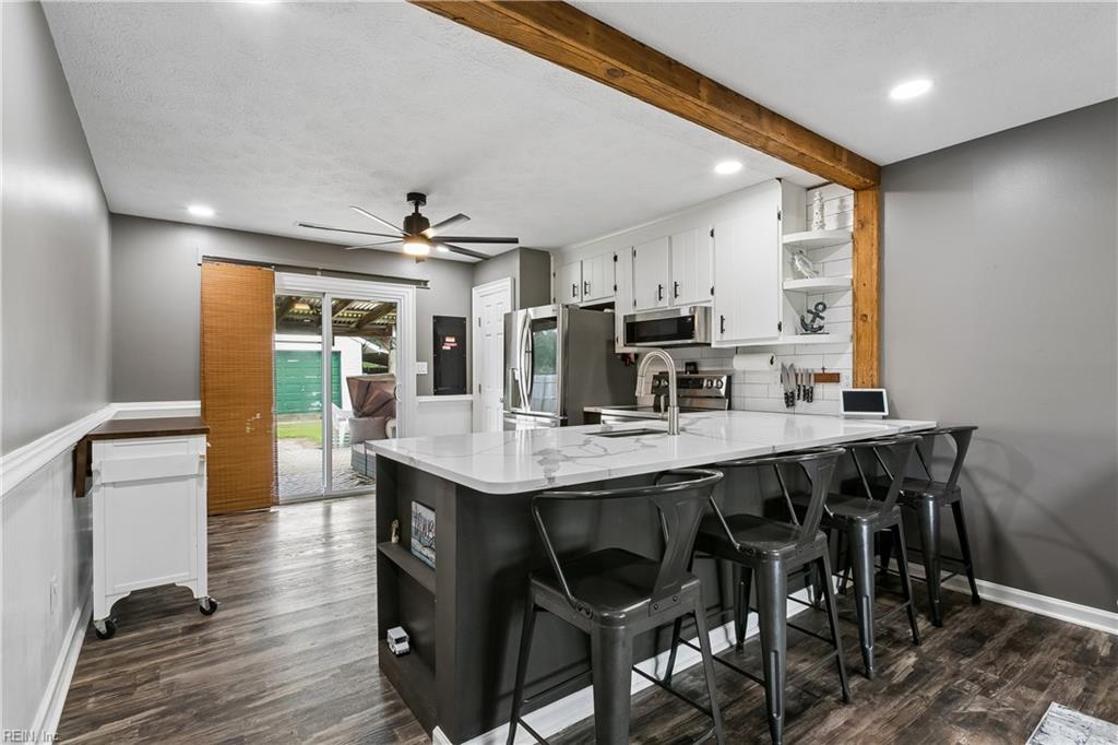 6824 Michael Ln Property Photo 12