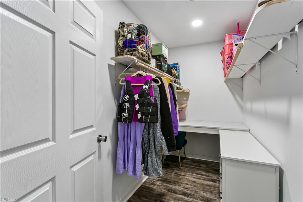 6824 Michael Ln Property Photo 34
