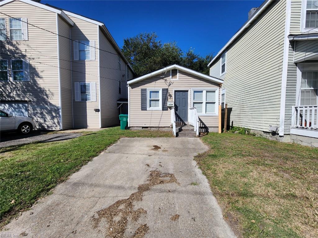 1534 W 40th St Property Photo 1