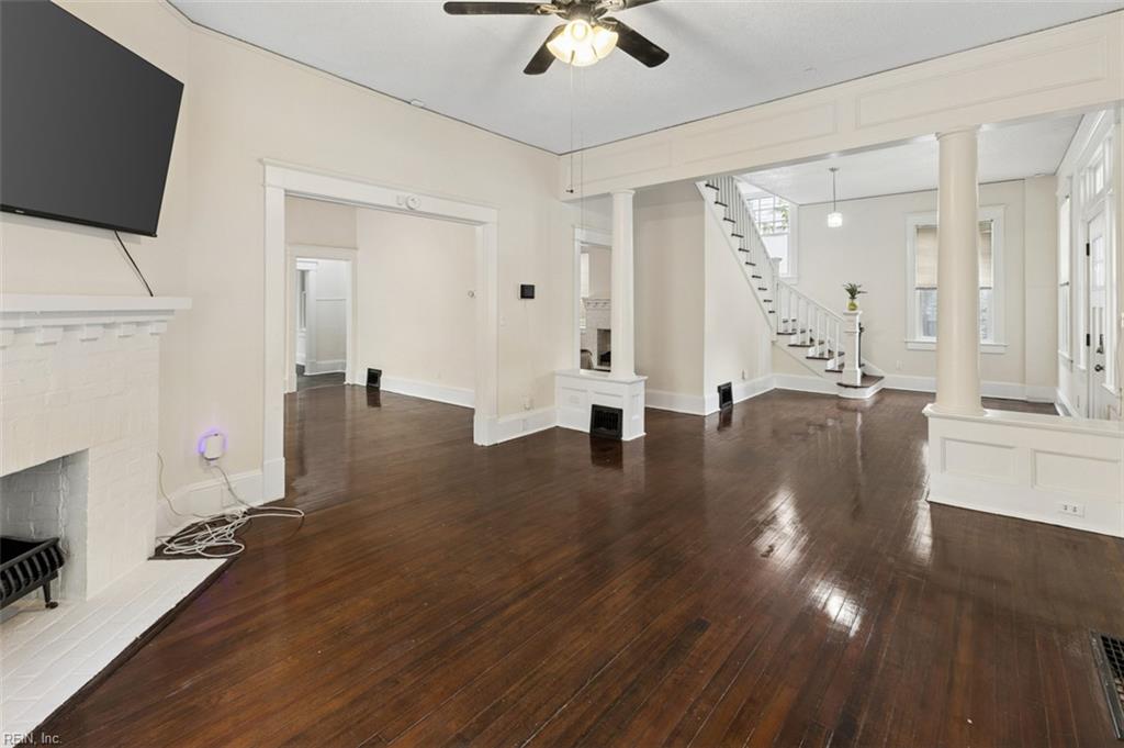 210 S Main St Property Photo 12