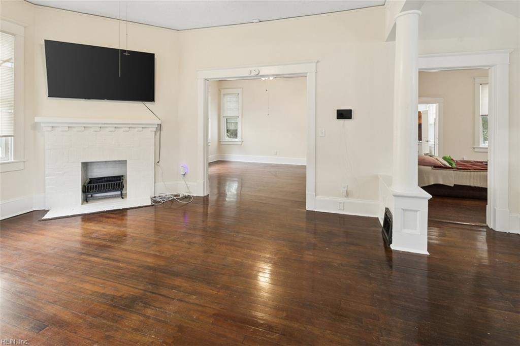 210 S Main St Property Photo 13