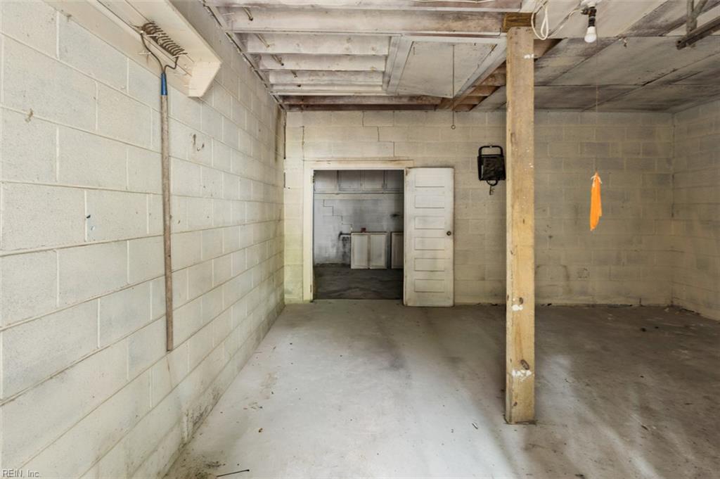 210 S Main St Property Photo 42