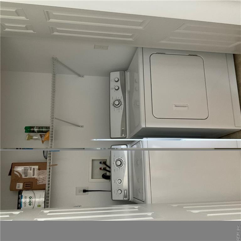 31064 Harbor Ln Property Photo 12