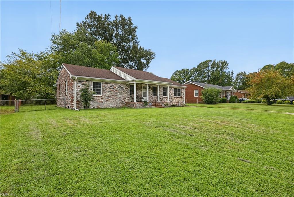 4821 Orleans Dr Property Photo 2